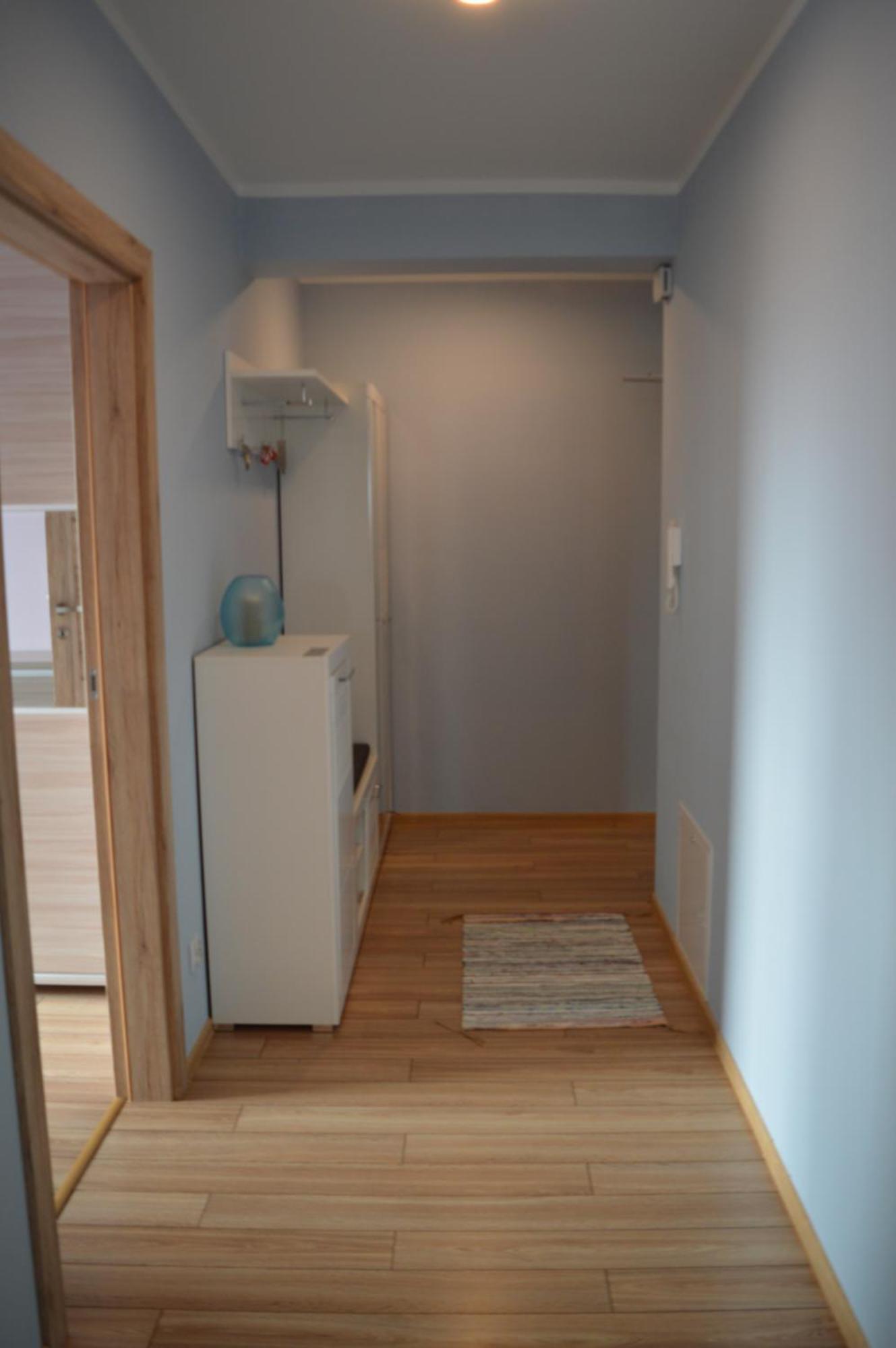 Apartament Rakownica เยเลเนียกูรา ภายนอก รูปภาพ