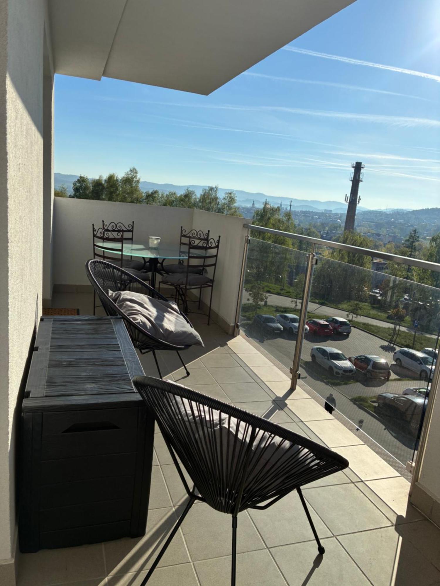 Apartament Rakownica เยเลเนียกูรา ภายนอก รูปภาพ